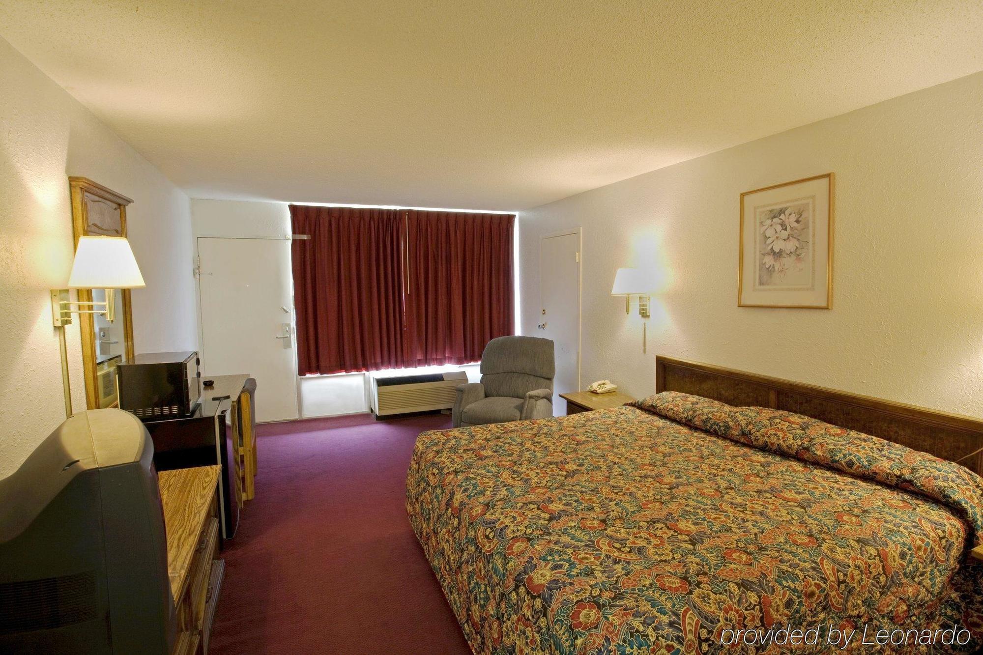 Americas Best Value Inn Mount Vernon Room photo