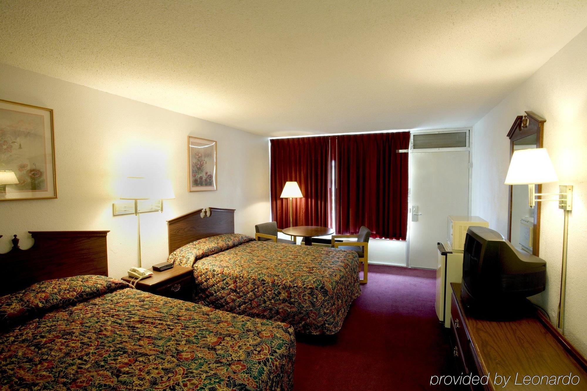 Americas Best Value Inn Mount Vernon Room photo