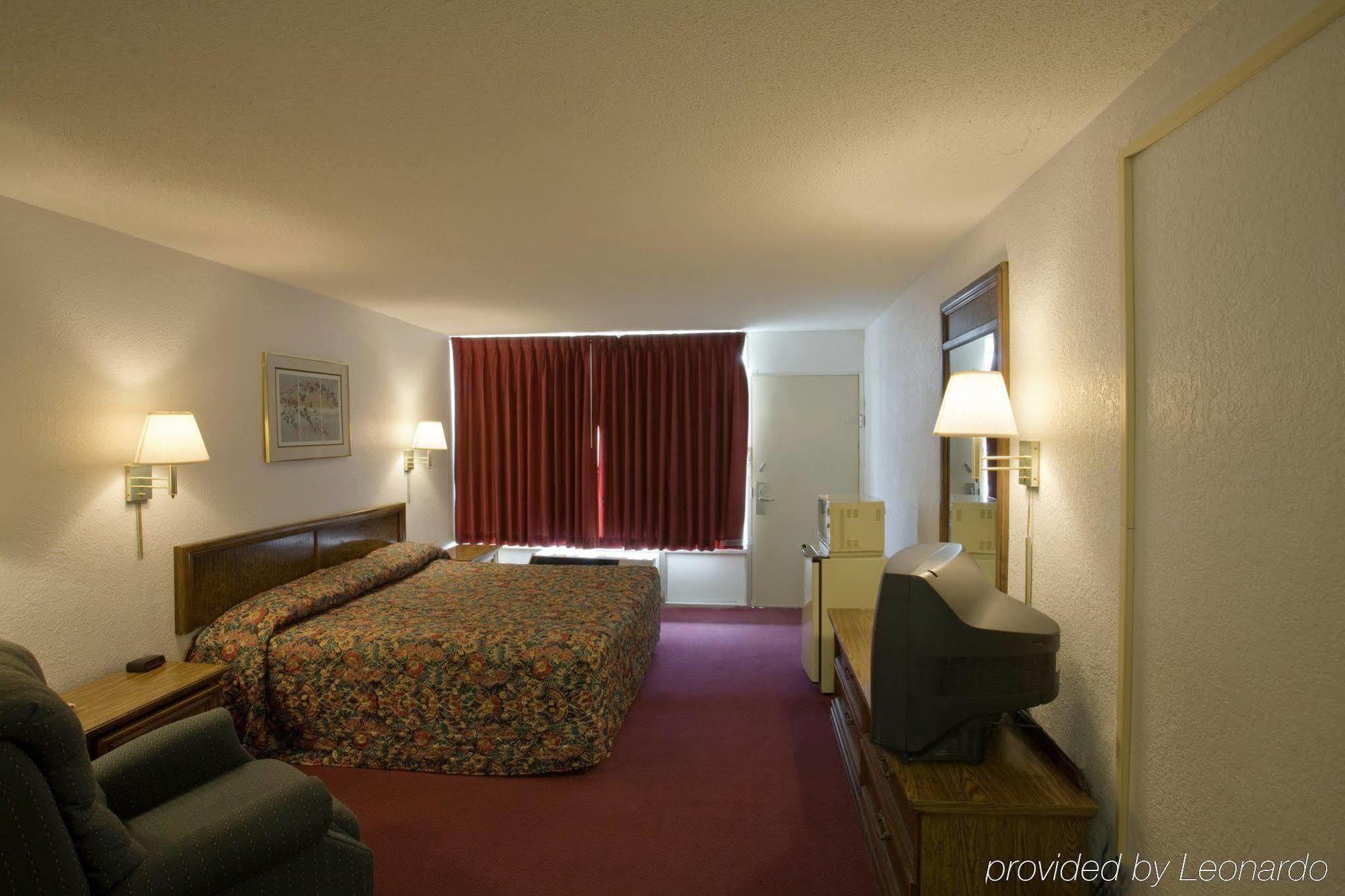 Americas Best Value Inn Mount Vernon Room photo